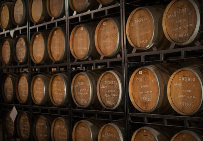 Sociedade dos Vinhos Borges, uma das Empresas de Vinho do Porto que contribuiu na produção de 100 pipas de gel desinfetante para Hospitais